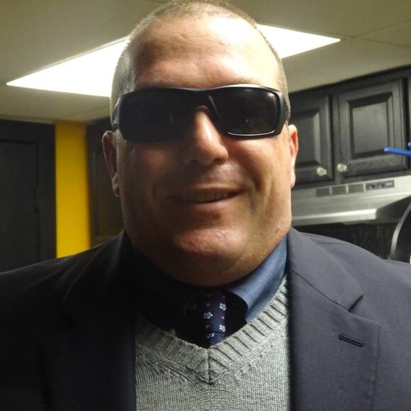 Jason - Picture 3 of 5